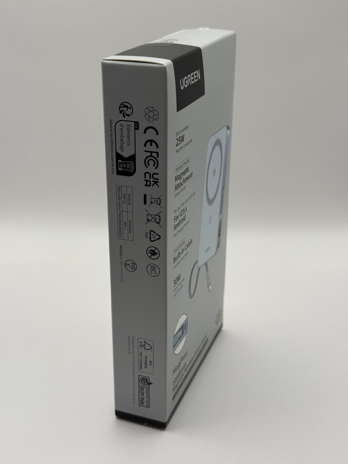 Ugreen MagFlow For MagSafe Power Bank Qi2 25W Wireless Fast Charging 10000mAh