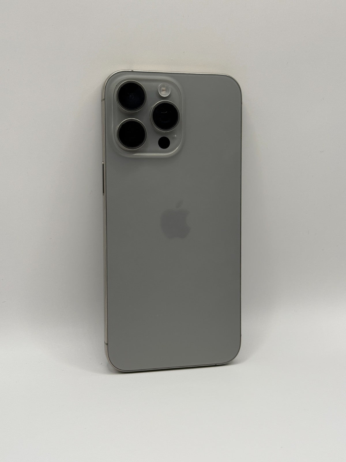 Apple Iphone 15 Pro Max Natural Titanium 256GB Very Good Condition Unlocked