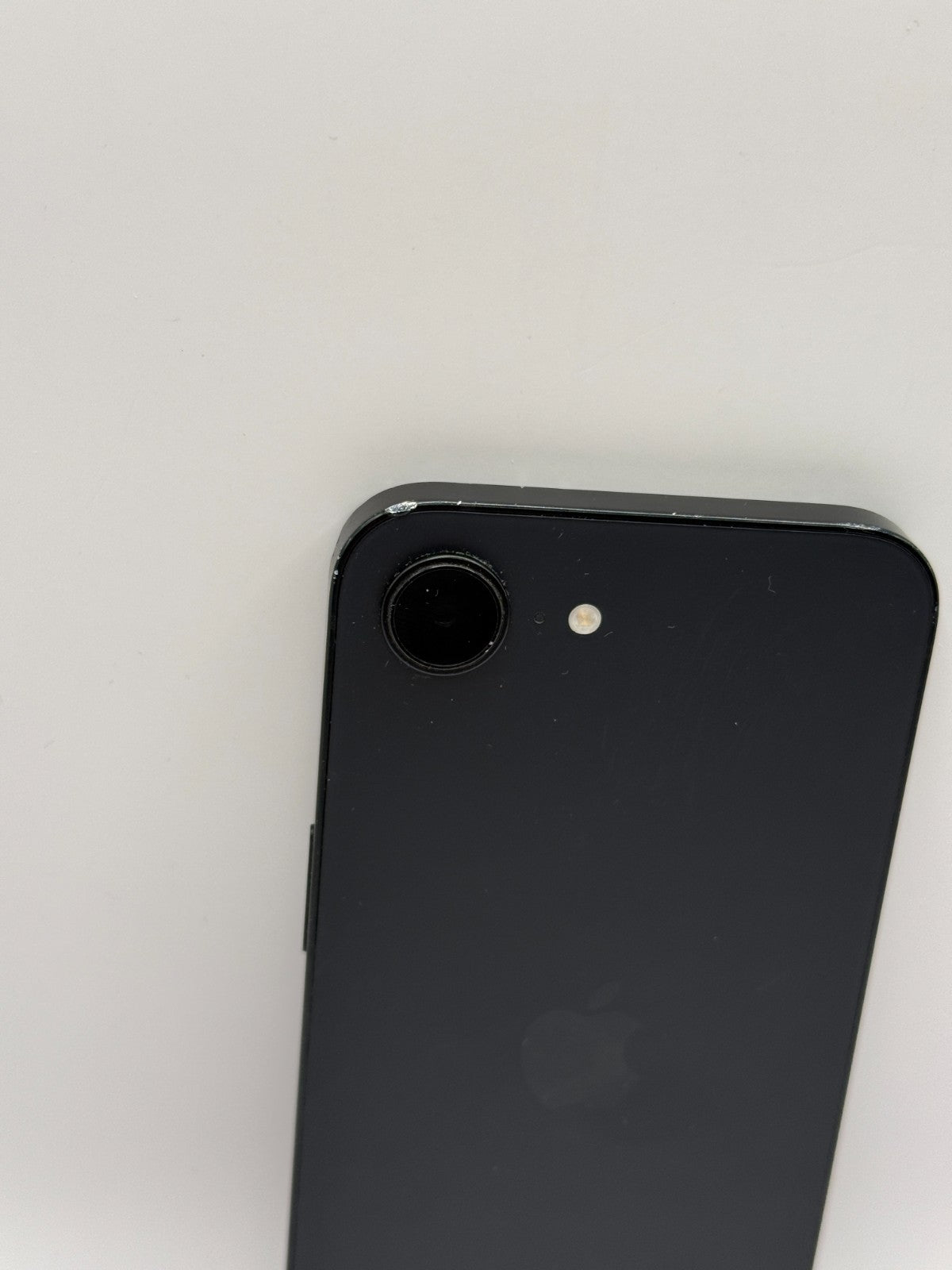 Apple Iphone 16e 256GB 5G Black 100% Battery Unlocked Warranty Marks around Edge